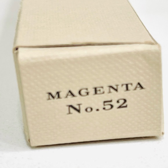 Burberry Lip Velvet NEW IN BOX - Picture 4 of 11